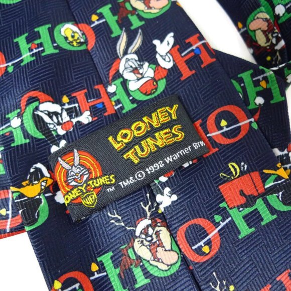 Looney Tunes Vintage Christmas 1998 Tie Ho Ho Ho Taz Bugs  Ho Ho Ho . 1998 Looney Tunes all star cast polyester Christmas necktie